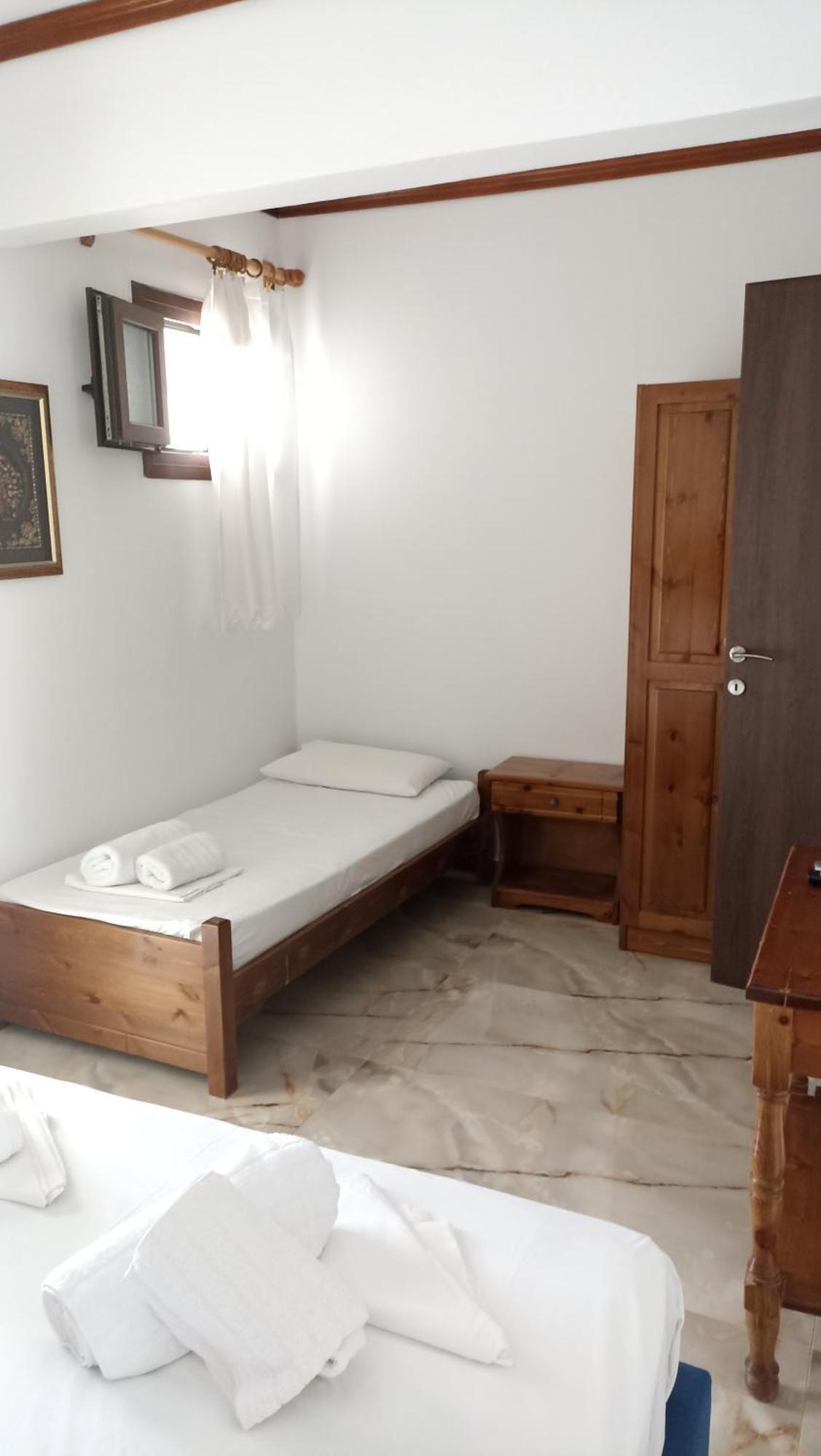 Karapataki Apartment