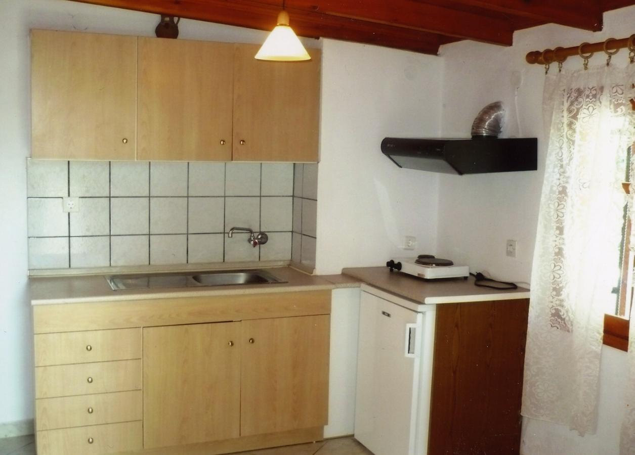 Karapataki Apartment
